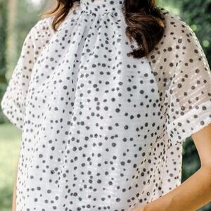 Noble 31 White with Black Floral Sequin High Neck Short Sleeve Blouse M